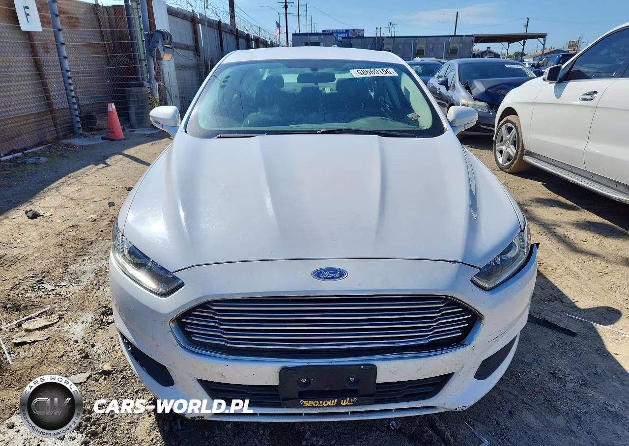2015 Ford Fusion Se Hybrid VIN:3FA6P0LUXFR228459 - 5