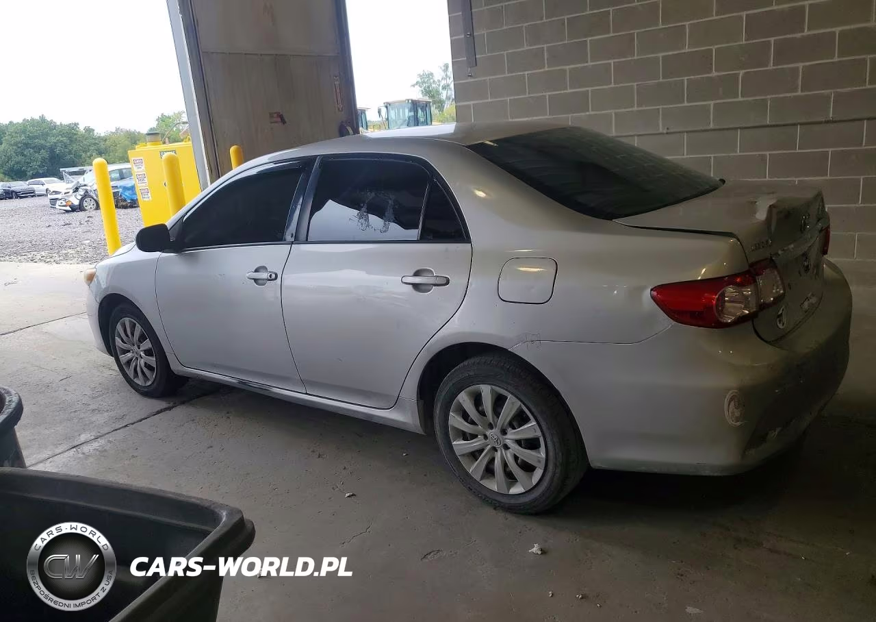 2012 Toyota Corolla Le VIN:2T1BU4EE2CC811382 - 2