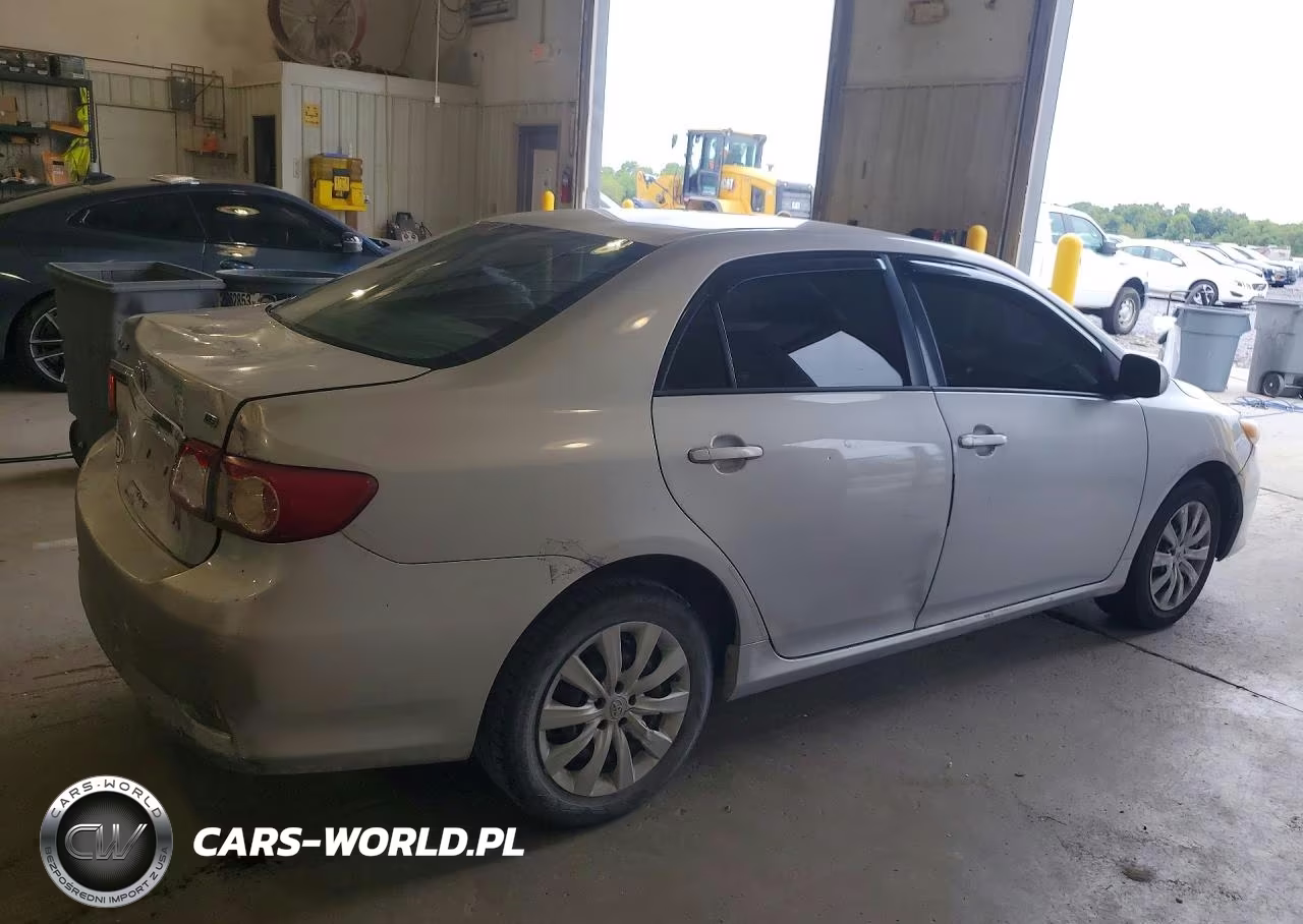 2012 Toyota Corolla Le VIN:2T1BU4EE2CC811382 - 3