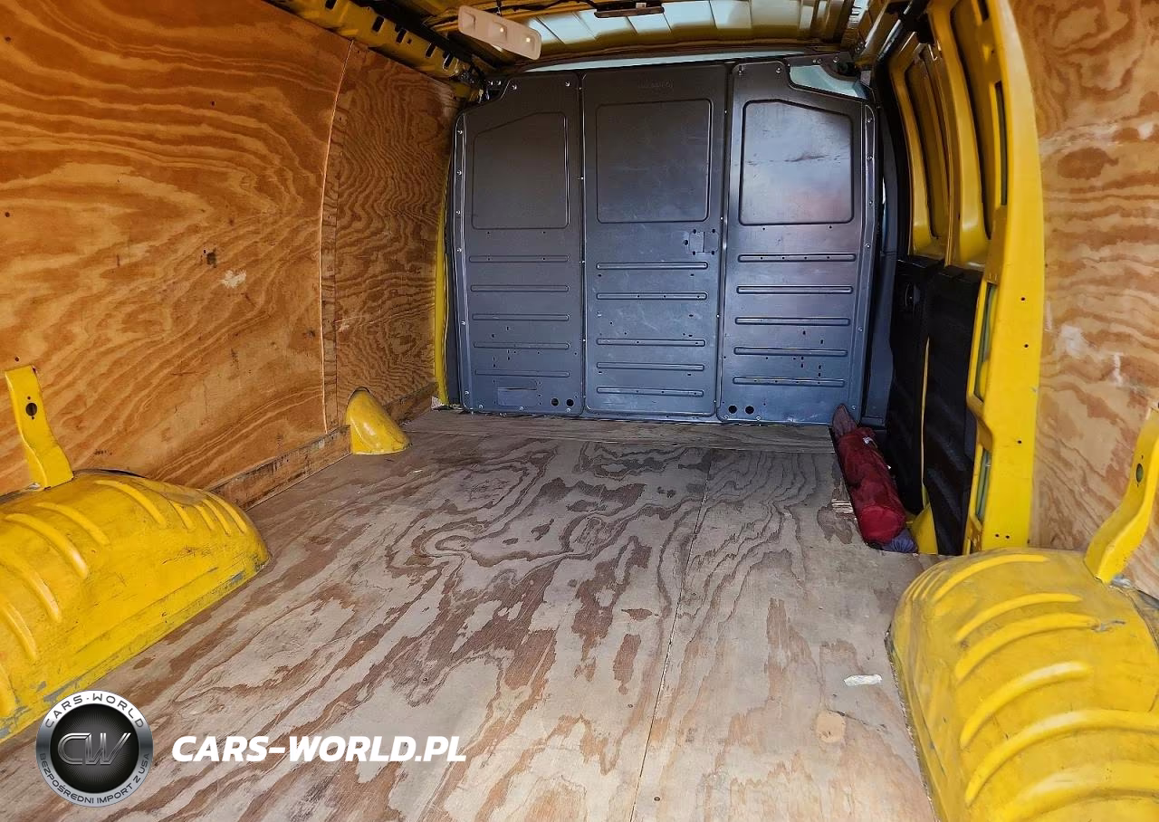 2021 Chevrolet Express 2500 Cargo Delivery Van VIN:1GCWGAFP2M1166830 - 10