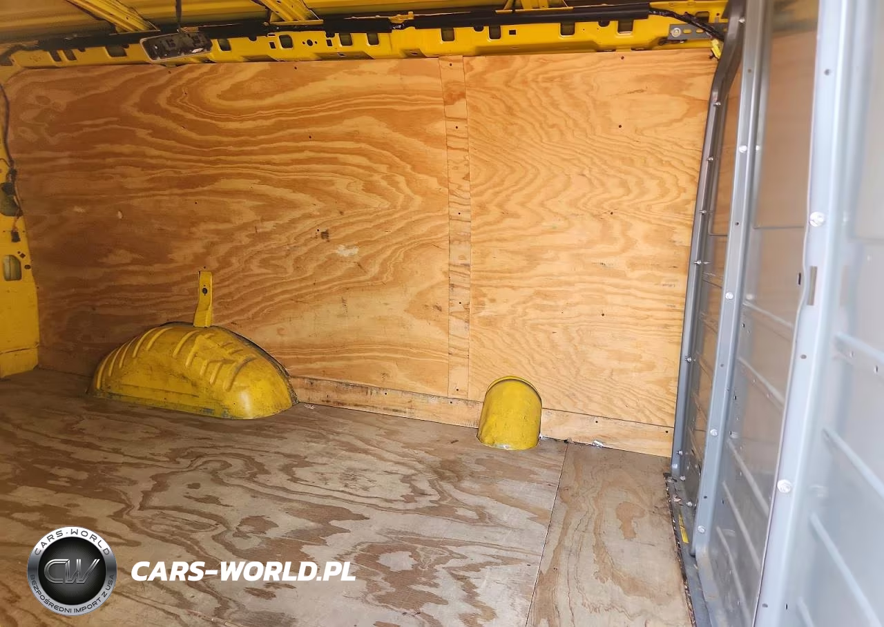 2021 Chevrolet Express 2500 Cargo Delivery Van VIN:1GCWGAFP2M1166830 - 11