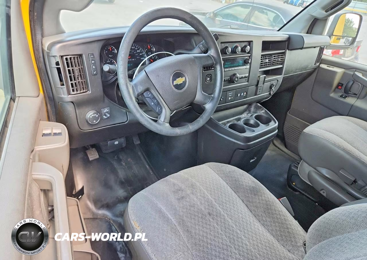 2021 Chevrolet Express 2500 Cargo Delivery Van VIN:1GCWGAFP2M1166830 - 8