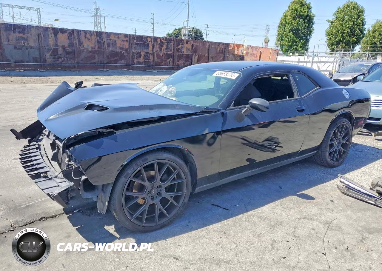 2015 Dodge Challenger Sxt – zdjęcie 1 z 13