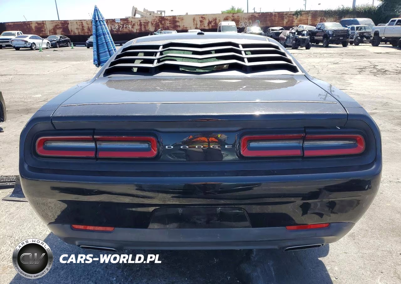 2015 Dodge Challenger Sxt VIN:2C3CDZAG5FH821427 - 6