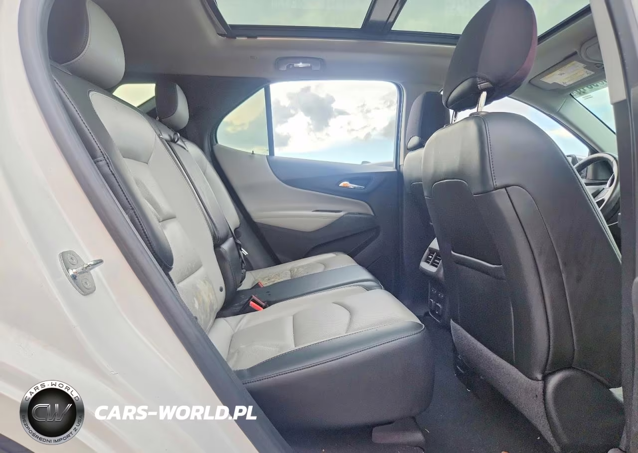 2018 Chevrolet Equinox Premier VIN:2GNAXMEV1J6151912 - 12