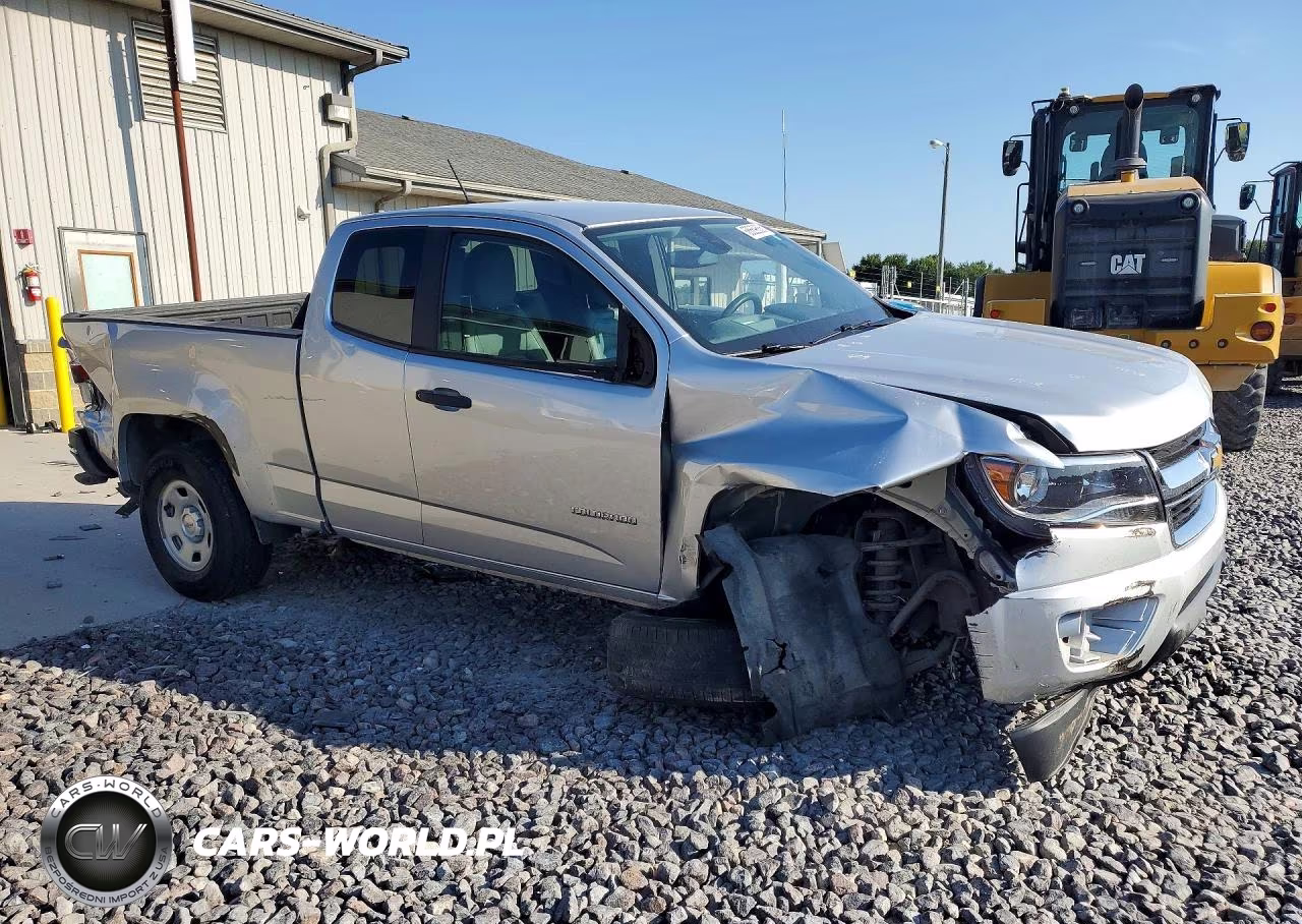 2018 Chevrolet Colorado VIN:1GCHSAEA6J1175109 - 4