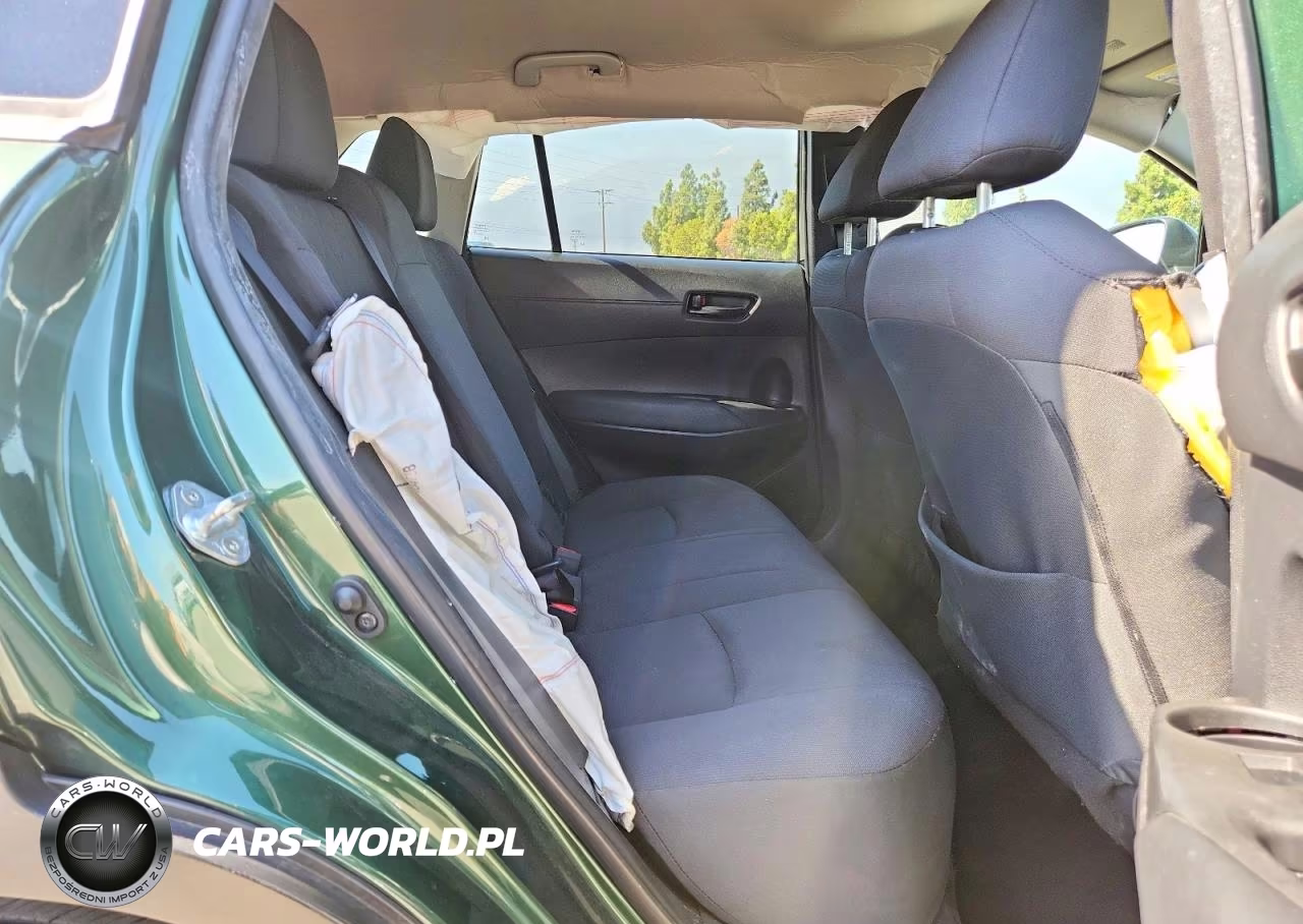 2022 Toyota Corolla Cross Le VIN:7MUCAAAGXNV036770 - 11