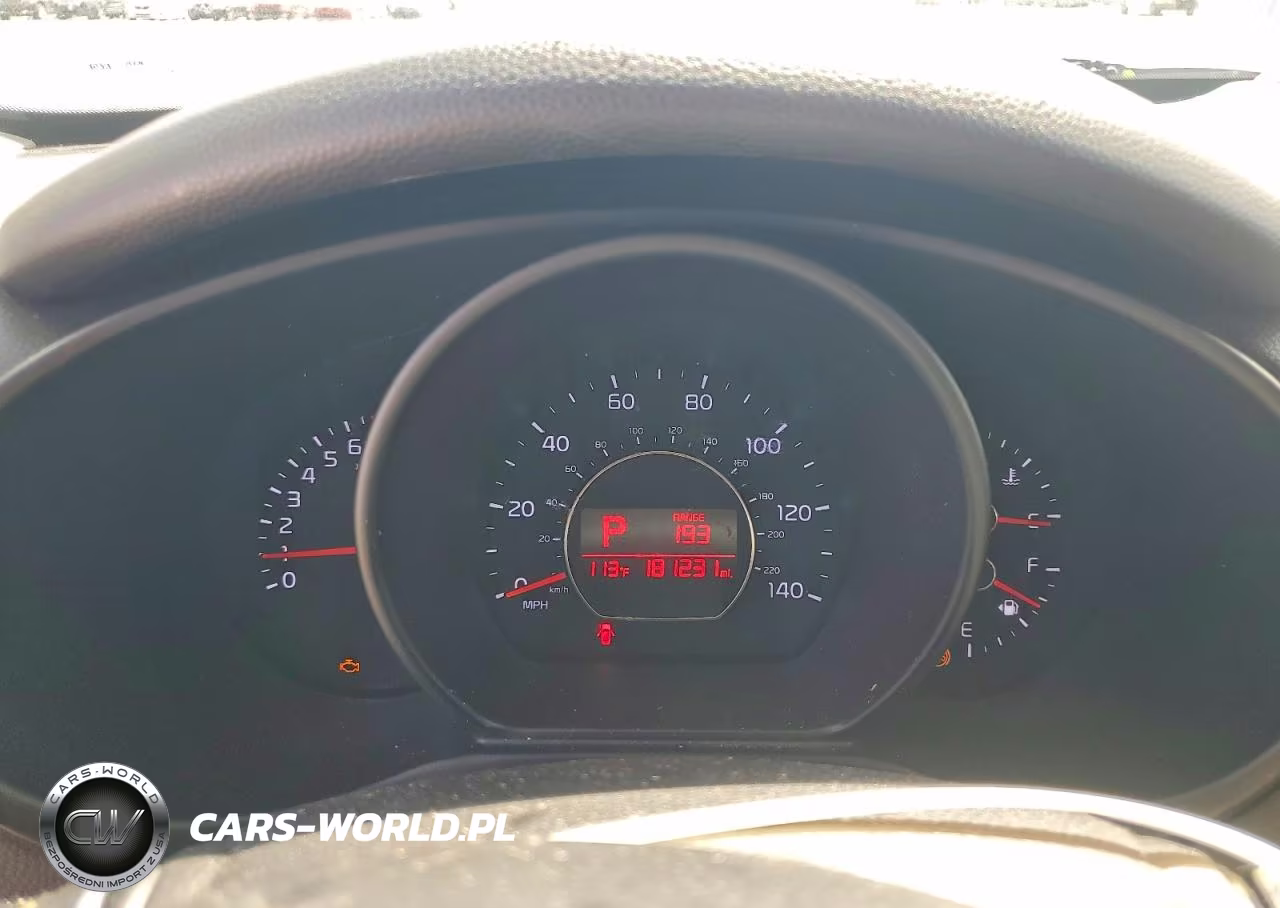 2018 Kia Soul + VIN:KNDJP3A52J7513321 - 9