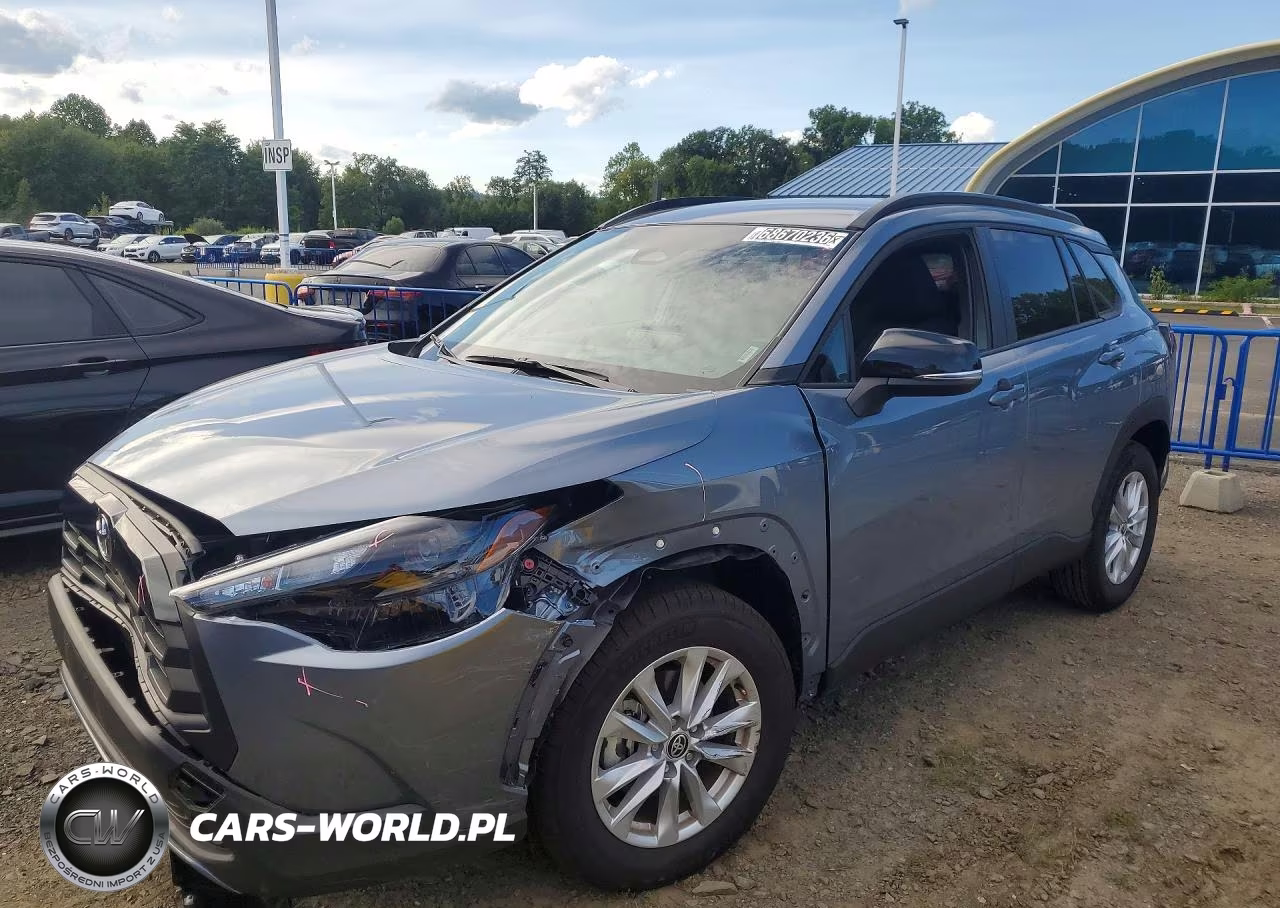 2026 Toyota Corolla Cross Le VIN:7MUCAAAG5TV202545 - 1