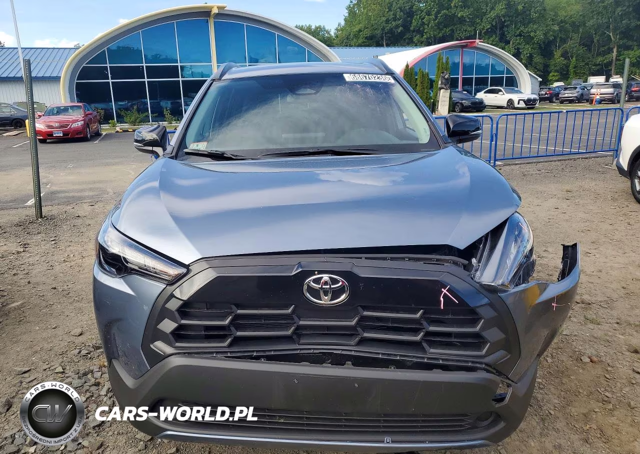 2026 Toyota Corolla Cross Le VIN:7MUCAAAG5TV202545 - 5