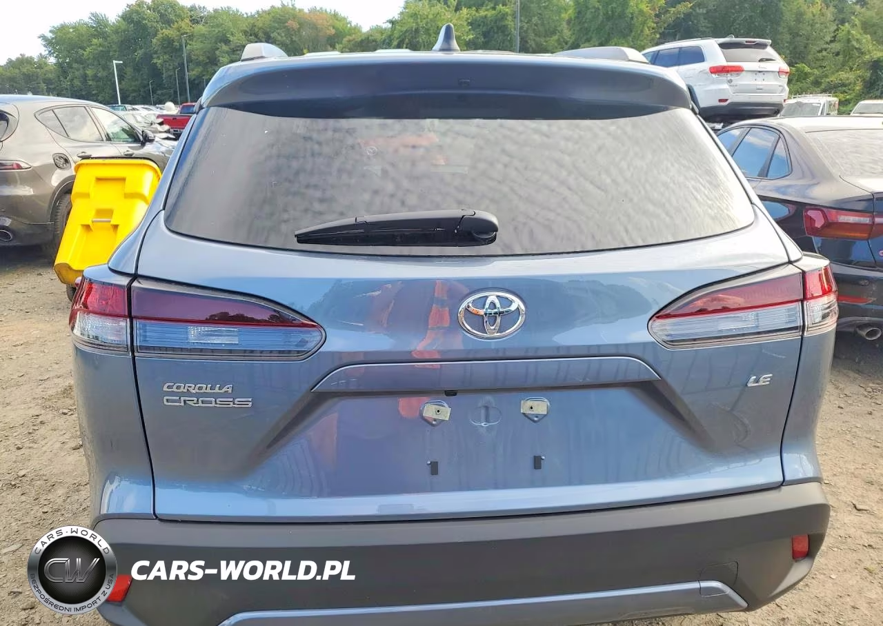 2026 Toyota Corolla Cross Le VIN:7MUCAAAG5TV202545 - 6