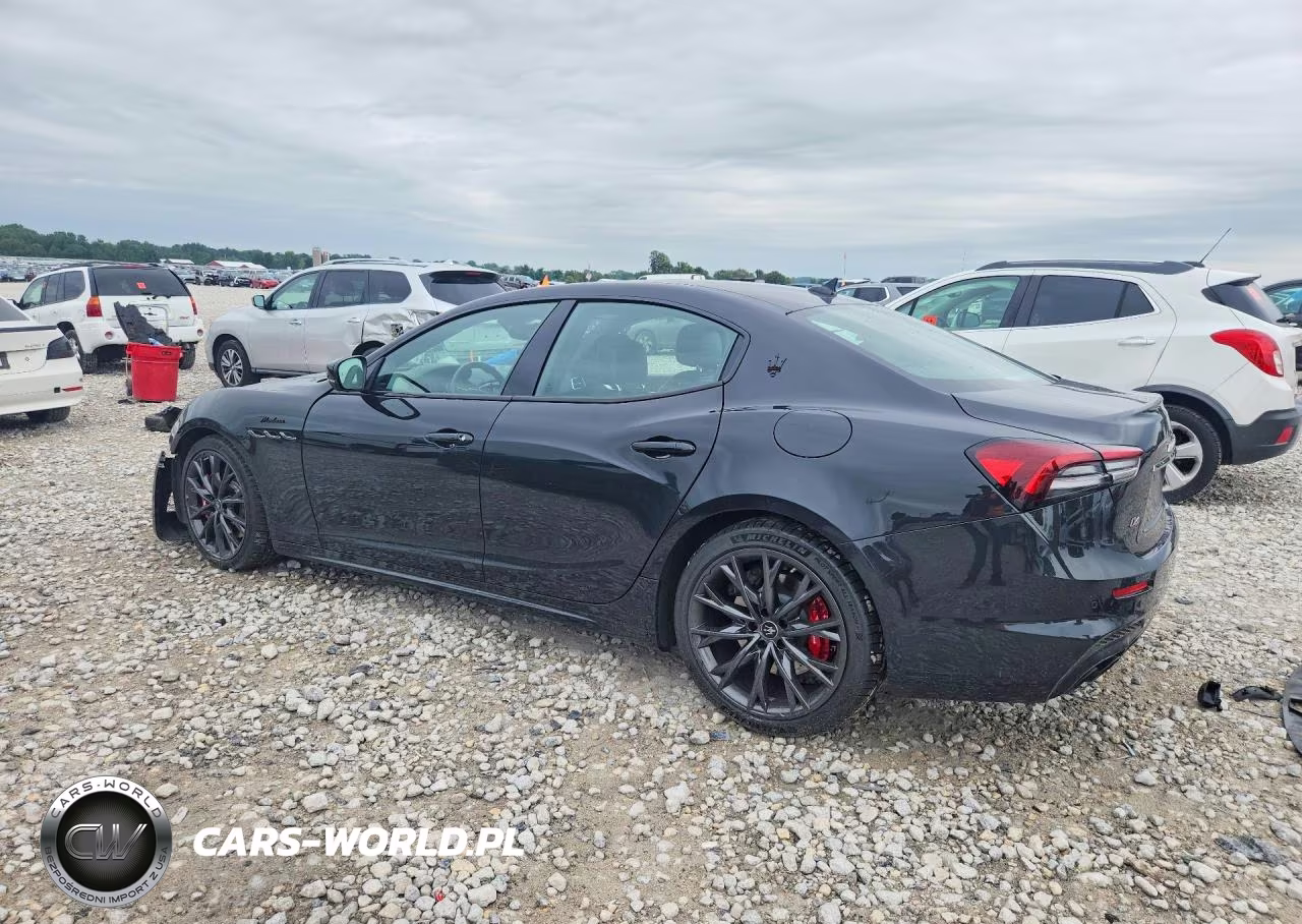 2022 Maserati Ghibli Modena VIN:ZAM57YTM0N1391937 - 2