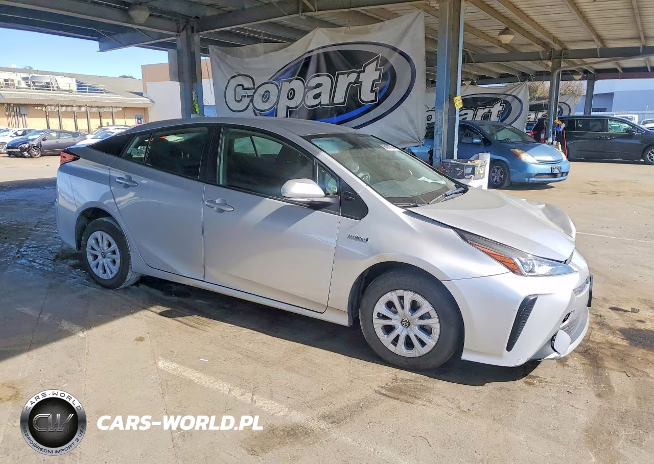 2020 Toyota Prius L Eco VIN:JTDKARFU0L3115110 - 4