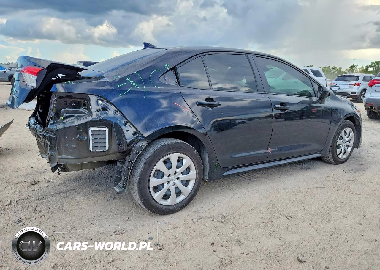 2025 Toyota Corolla Hybrid Le VIN:JTDBCMFE1S3105397 - 3