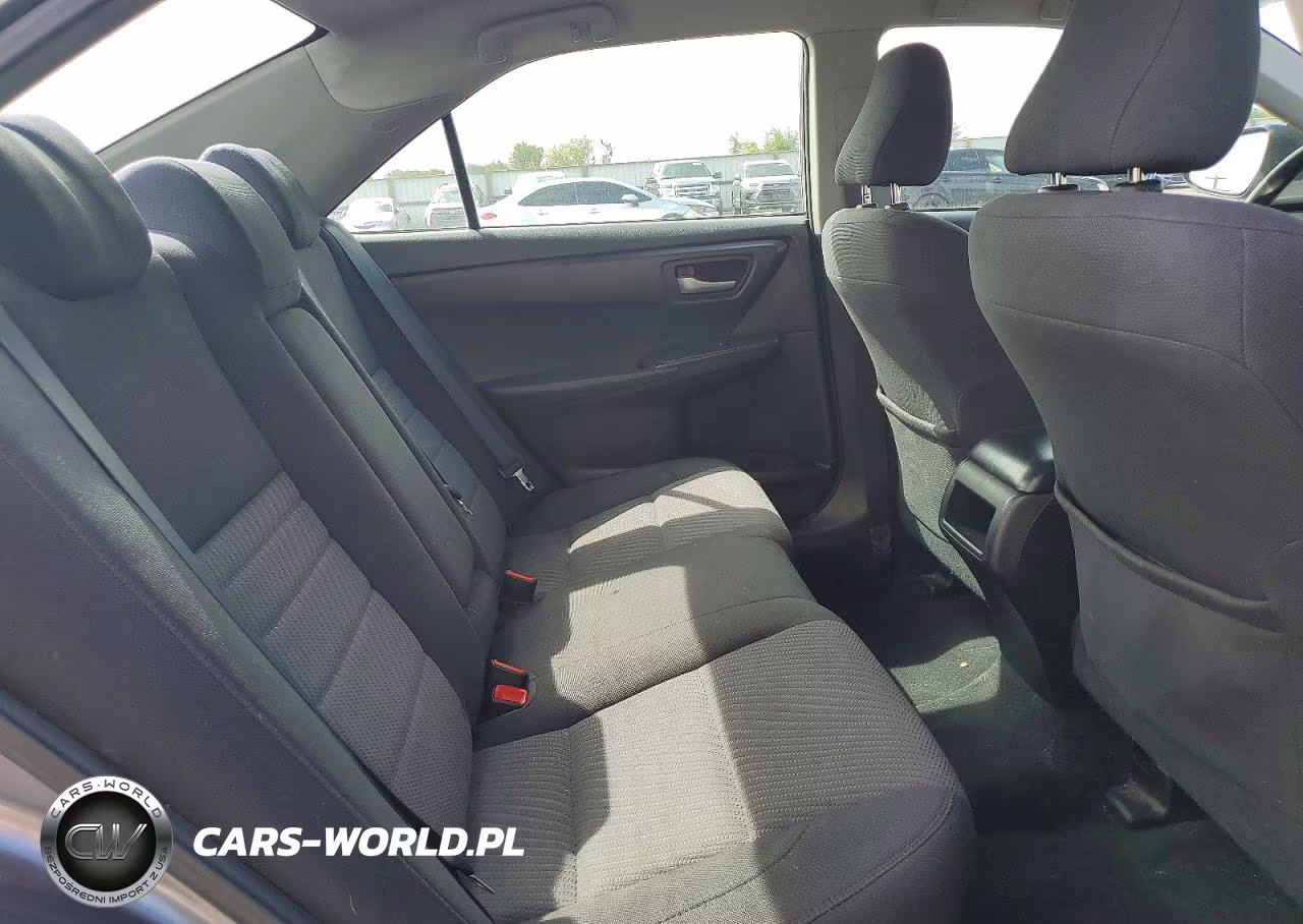 2017 Toyota Camry Le VIN:4T1BF1FK1HU277973 - 10