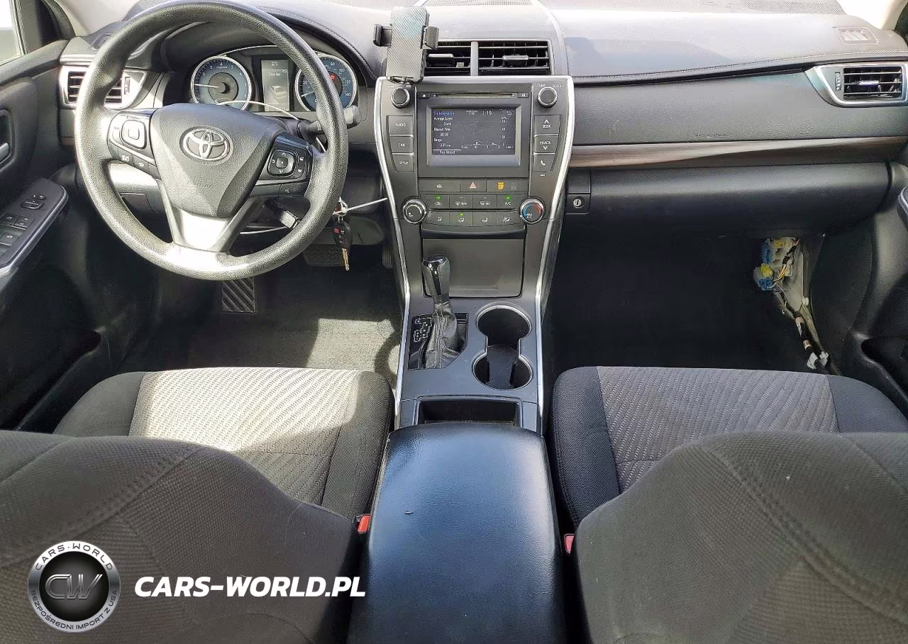 2017 Toyota Camry Le VIN:4T1BF1FK1HU277973 - 8