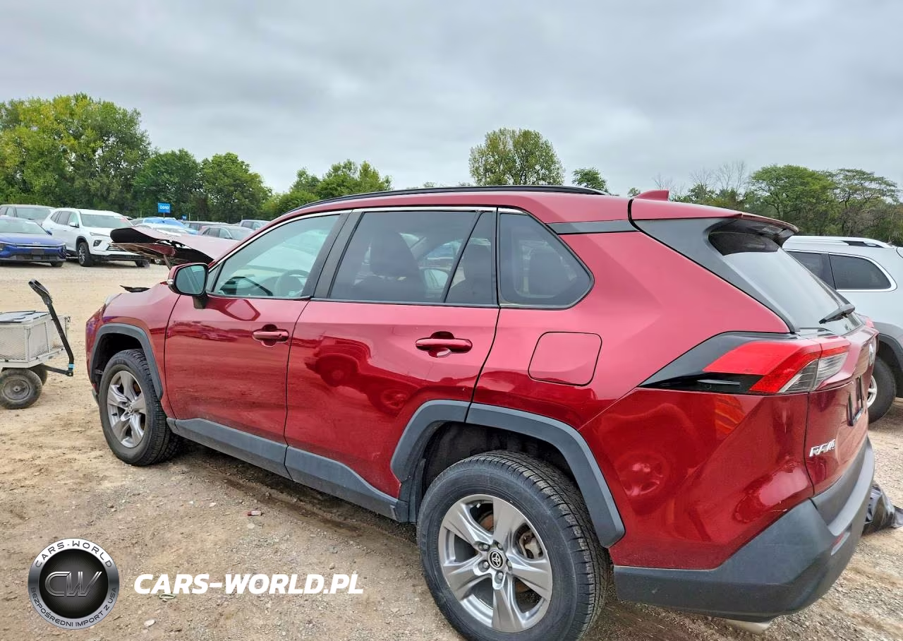 2022 Toyota Rav4 Xle VIN:2T3P1RFV1NW253799 - 2