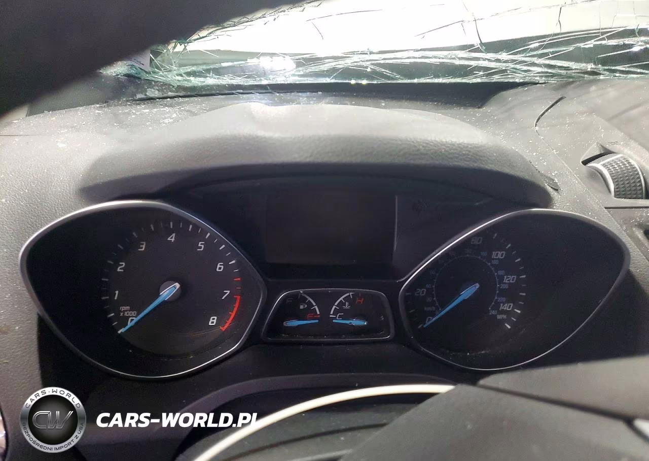 2016 Ford Escape Titanium VIN:1FMCU0J92GUB20167 - 9