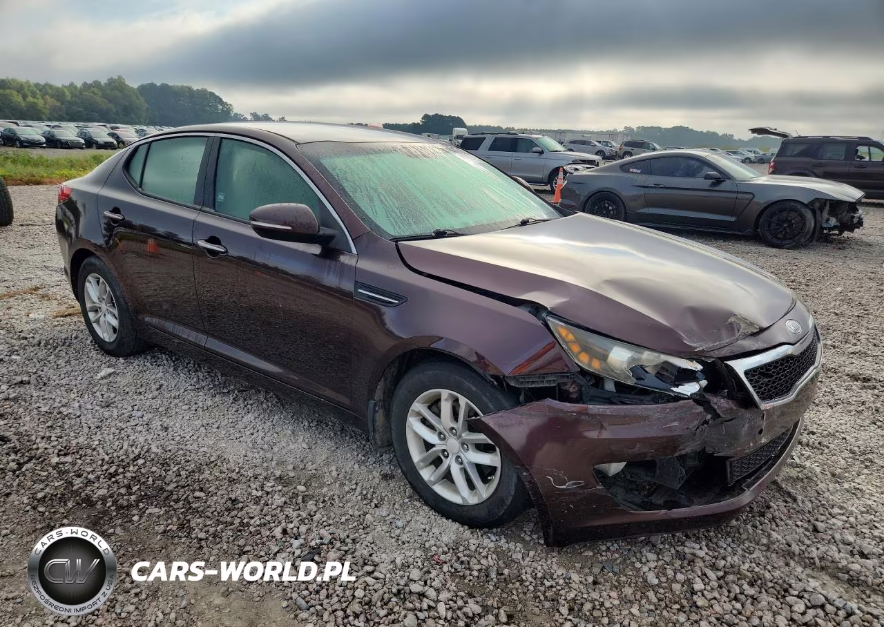 2012 Kia Optima Lx VIN:5XXGM4A70CG078559 - 4