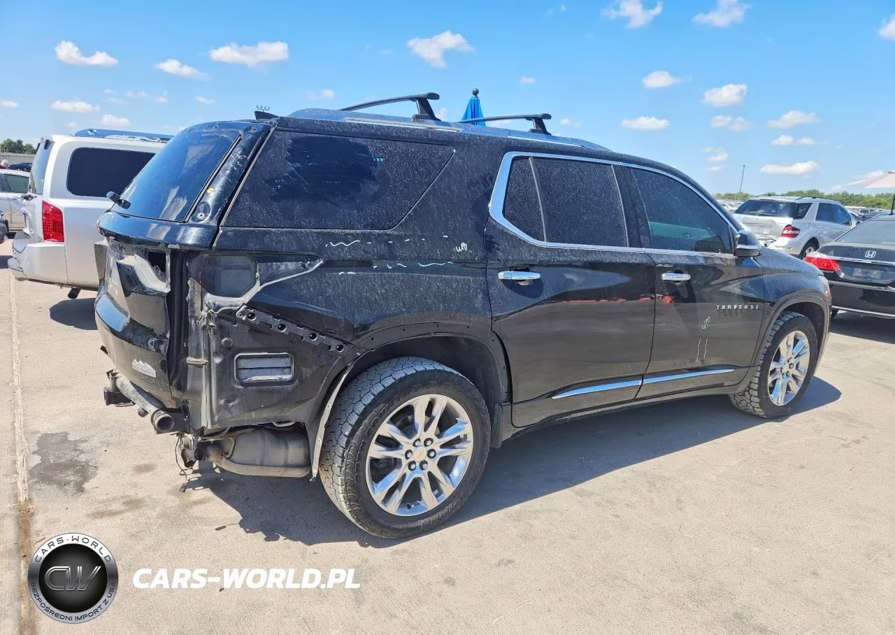 2018 Chevrolet Traverse High Country VIN:1GNEVKKW1JJ132594 - 3