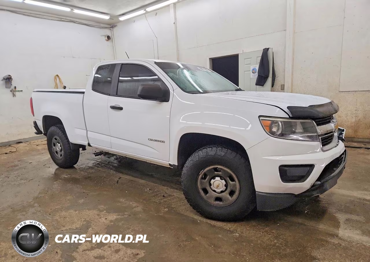 2015 Chevrolet Colorado VIN:1GCHSAEA4F1150295 - 4