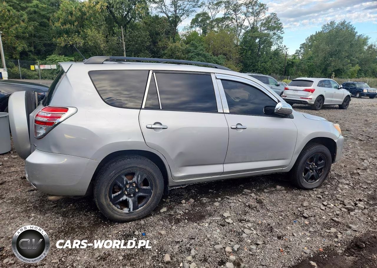 2011 Toyota Rav4 Base VIN:2T3BF4DV8BW104514 - 3