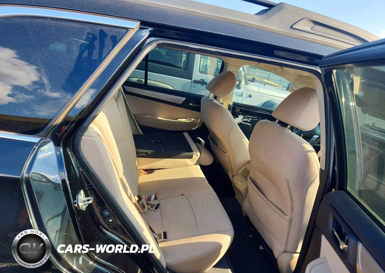 2018 Subaru Outback 2.5I Premium VIN:4S4BSAFCXJ3319475 - 11