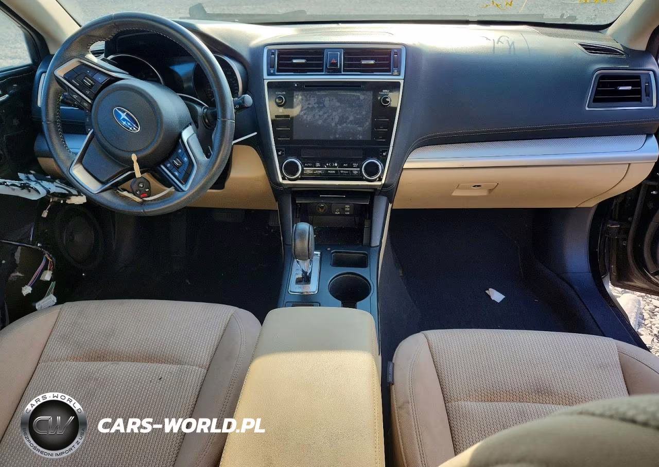 2018 Subaru Outback 2.5I Premium VIN:4S4BSAFCXJ3319475 - 8