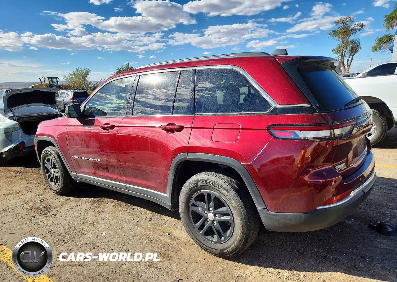 2023 Jeep Grand Cherokee Laredo VIN:1C4RJGAG8PC511781 - 2