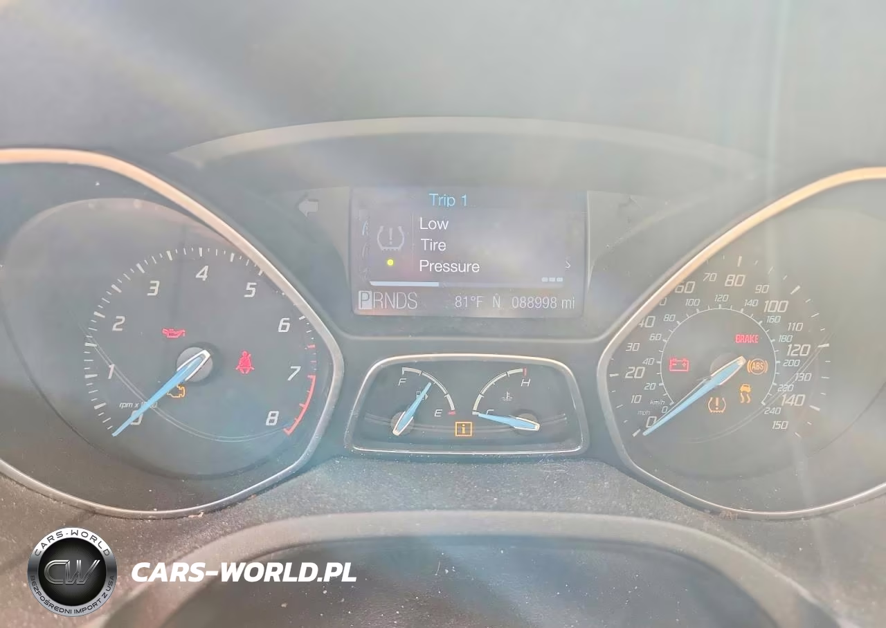 2012 Ford Focus Se VIN:1FAHP3F23CL336162 - 9