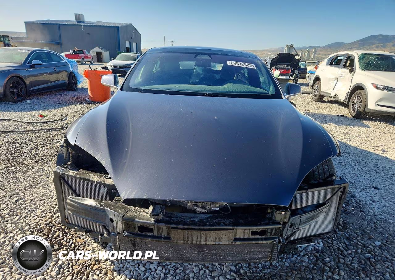 2017 Tesla Model S VIN:5YJSA1E17HF204322 - 5