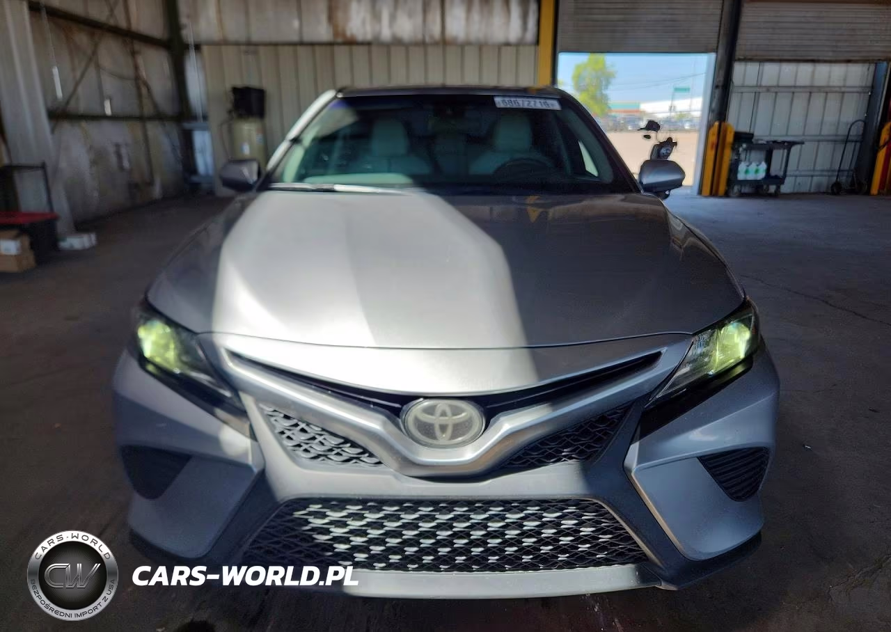 2018 Toyota Camry Se VIN:4T1B11HK1JU109929 - 5