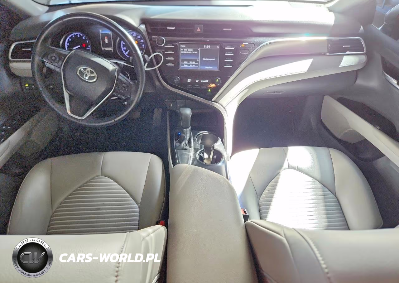 2018 Toyota Camry Se VIN:4T1B11HK1JU109929 - 8
