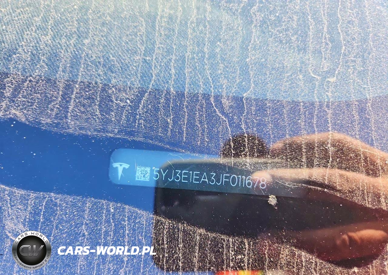 2018 Tesla Model 3 VIN:5YJ3E1EA3JF011678 - 12