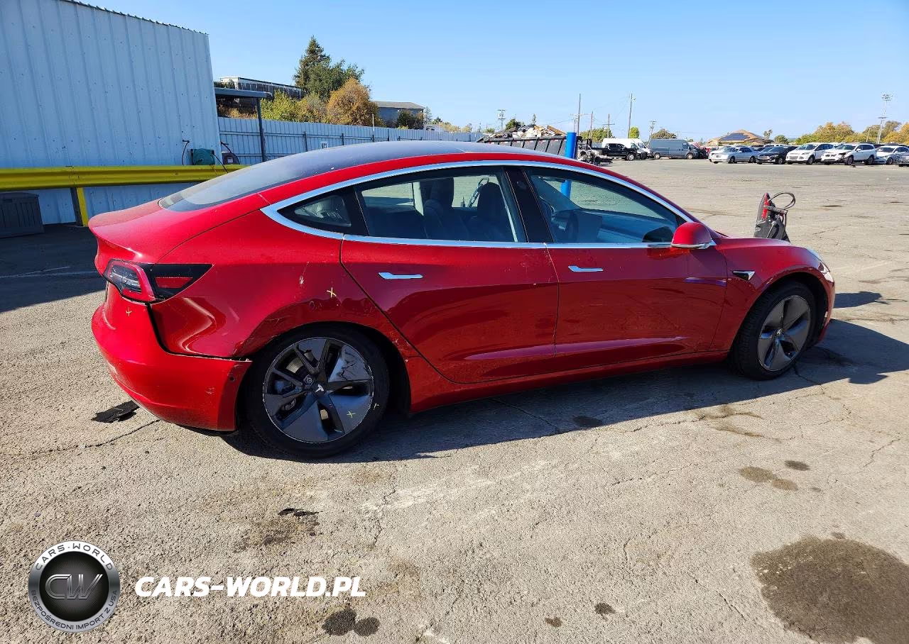 2018 Tesla Model 3 VIN:5YJ3E1EA3JF011678 - 3