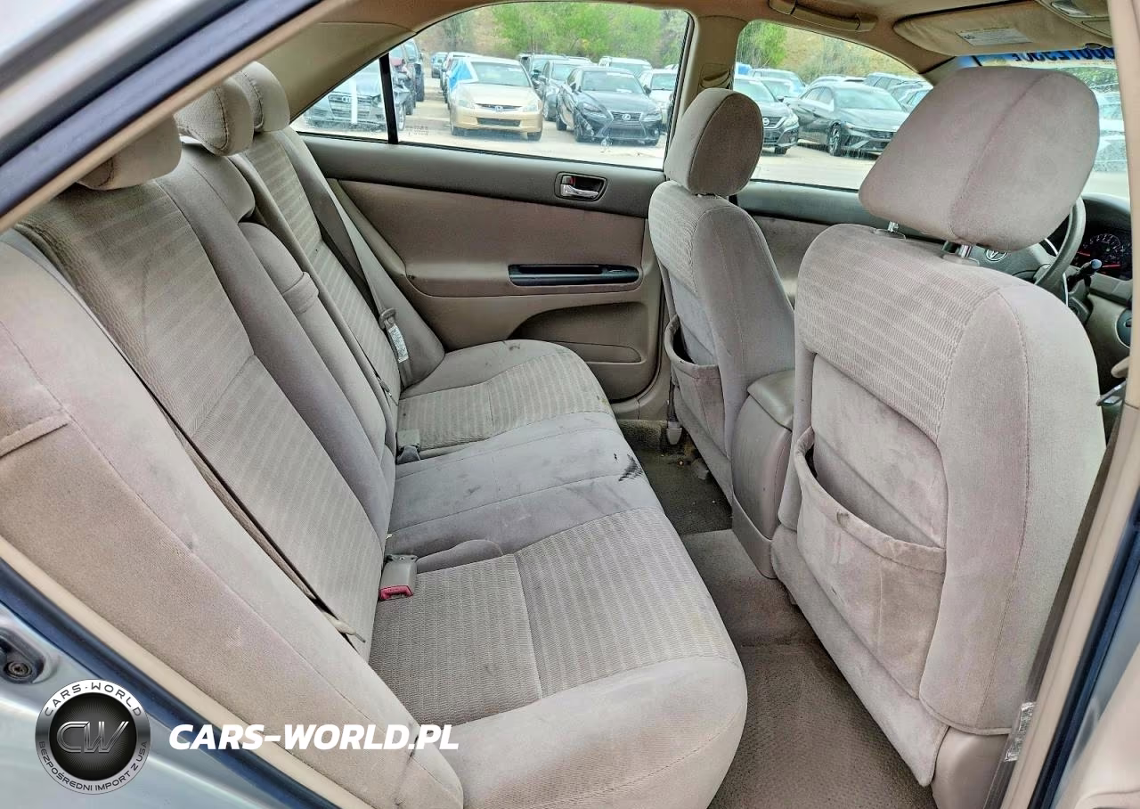 2005 Toyota Camry Le VIN:4T1BE32KX5U511754 - 10