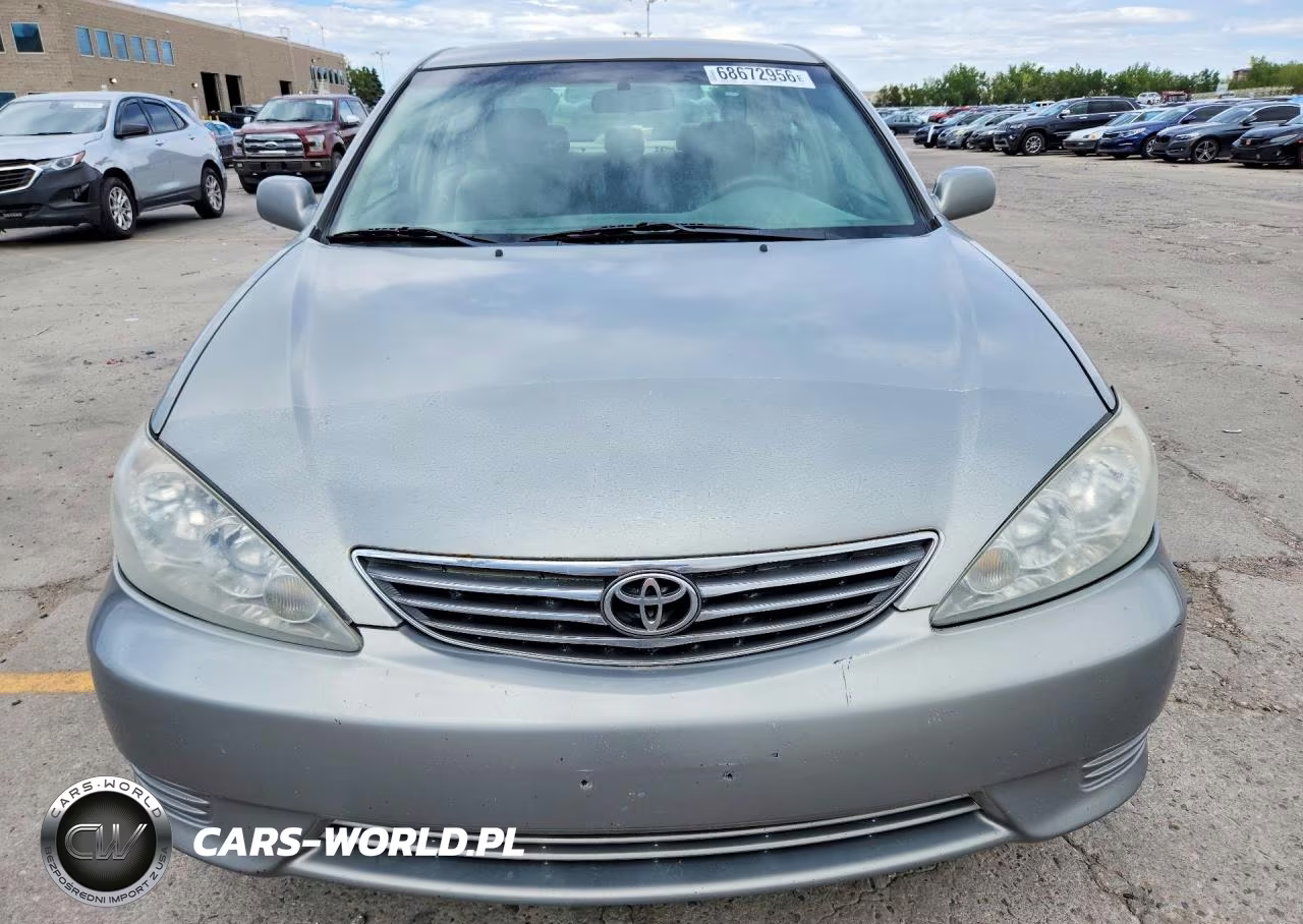 2005 Toyota Camry Le VIN:4T1BE32KX5U511754 - 5
