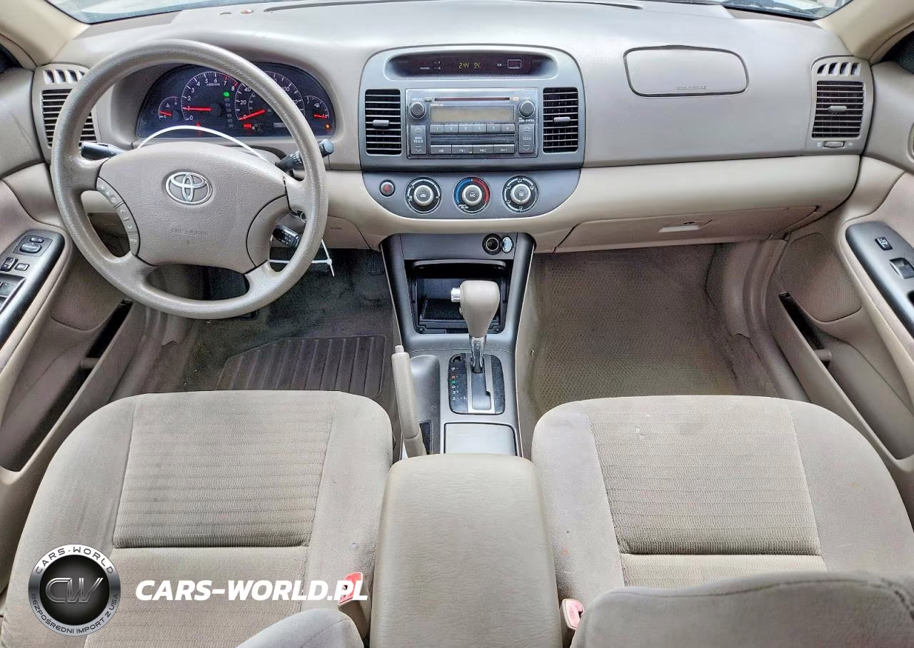 2005 Toyota Camry Le VIN:4T1BE32KX5U511754 - 8