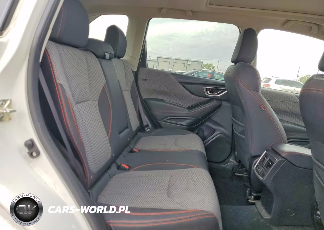 2019 Subaru Forester Sport VIN:JF2SKAJC4KH479031 - 11
