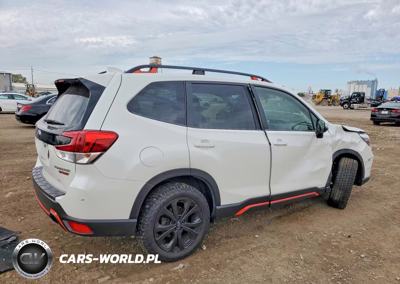2019 Subaru Forester Sport VIN:JF2SKAJC4KH479031 - 3