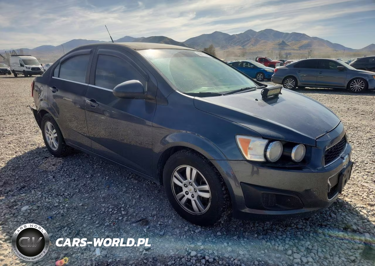 2012 Chevrolet Sonic Lt VIN:1G1JD5SB8C4183108 - 4