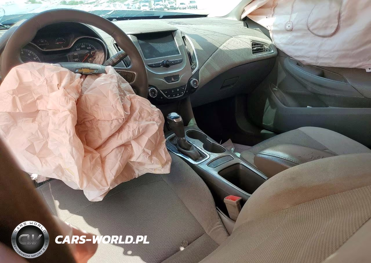 2017 Chevrolet Cruze Lt VIN:3G1BE6SM1HS535266 - 8