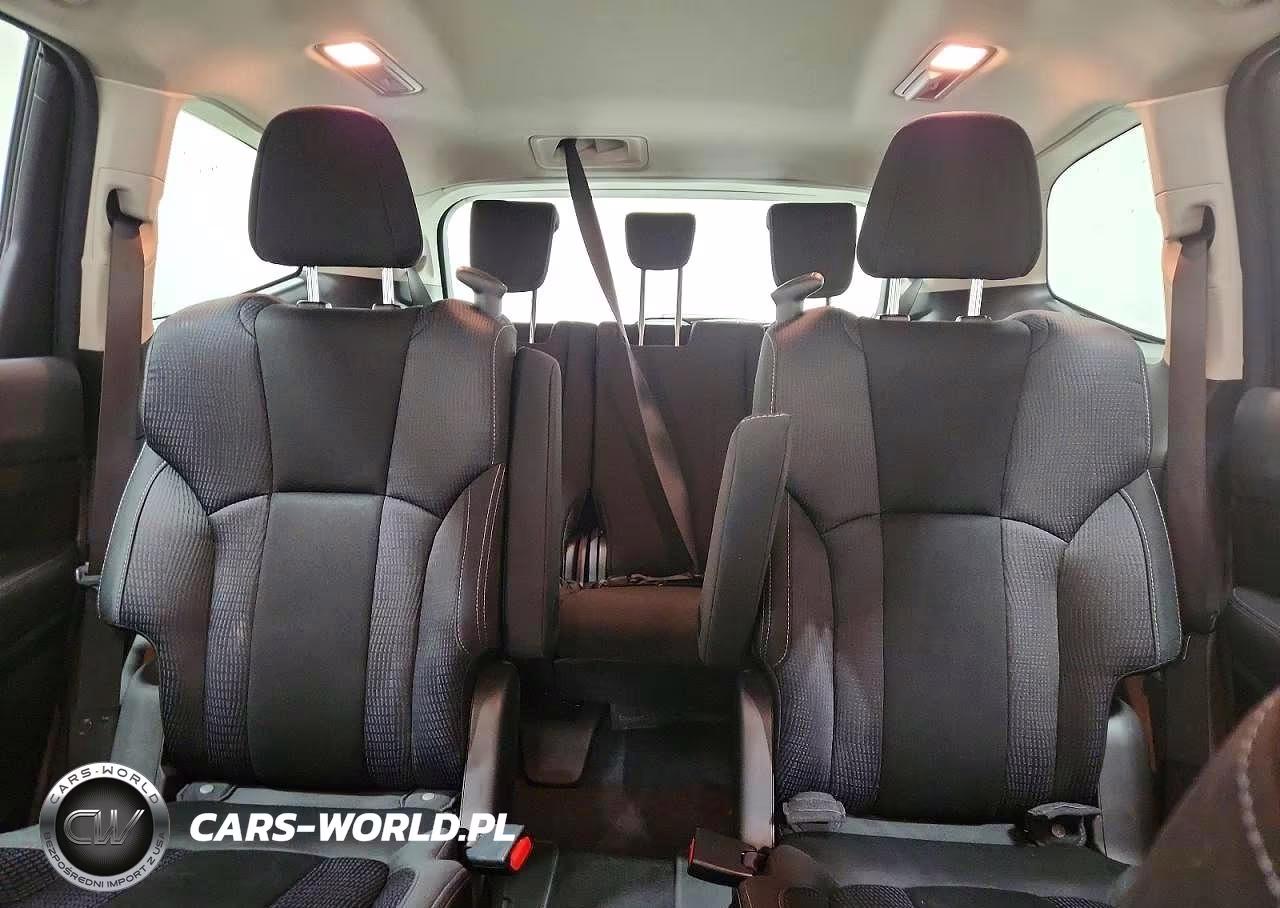 2024 Subaru Ascent Premium VIN:4S4WMAED2R3436601 - 10