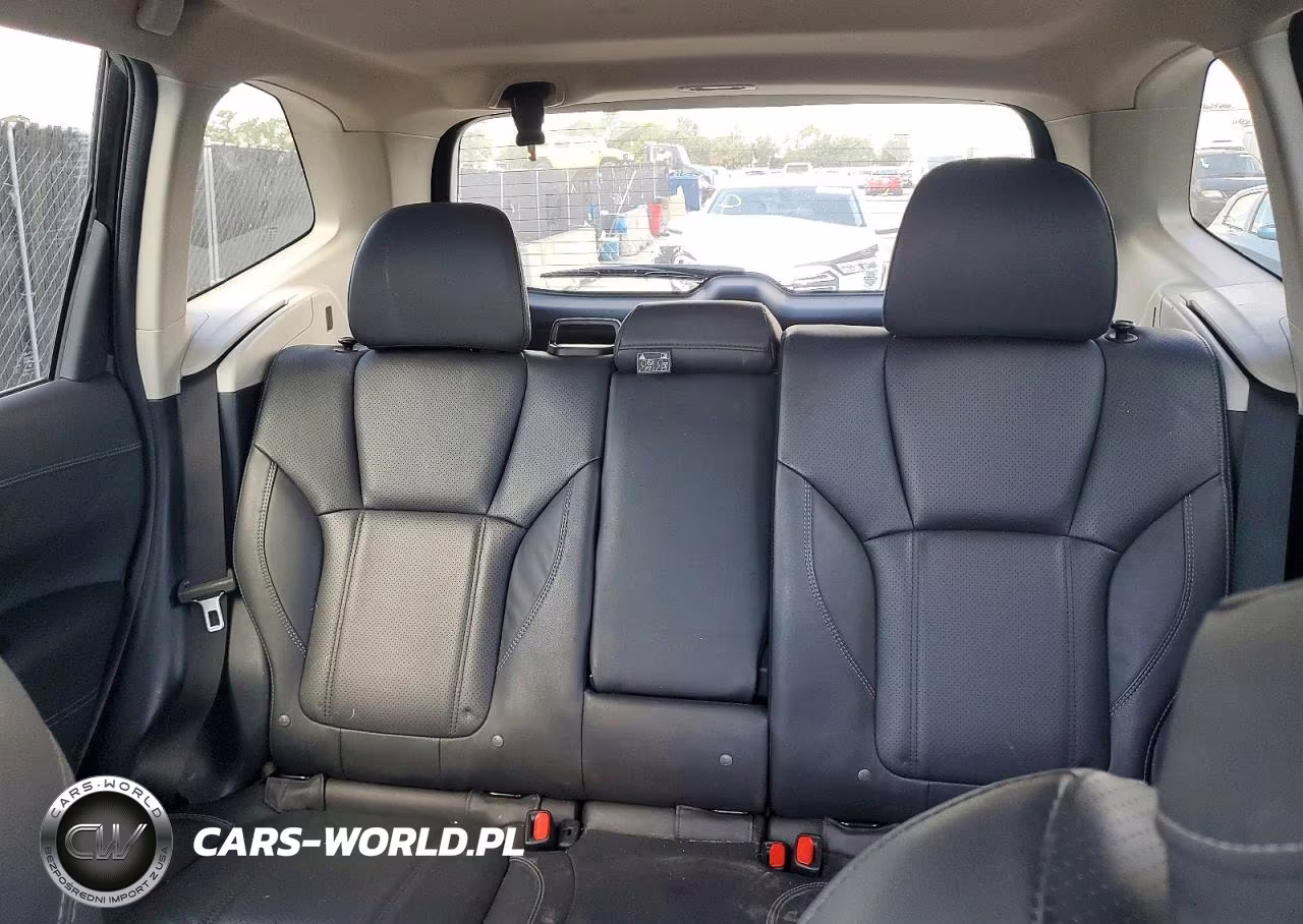 2021 Subaru Forester Touring VIN:JF2SKAXCXMH570069 - 10
