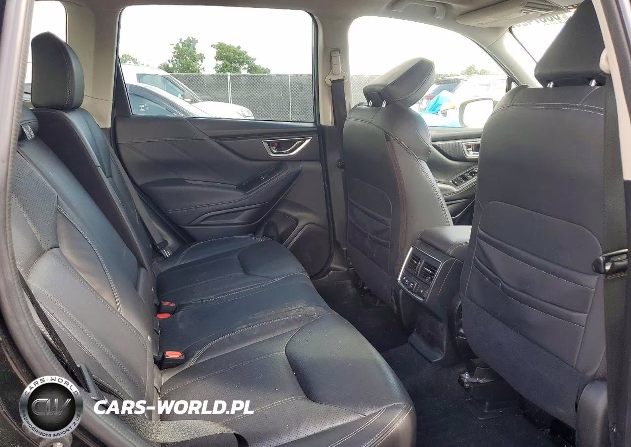 2021 Subaru Forester Touring VIN:JF2SKAXCXMH570069 - 11