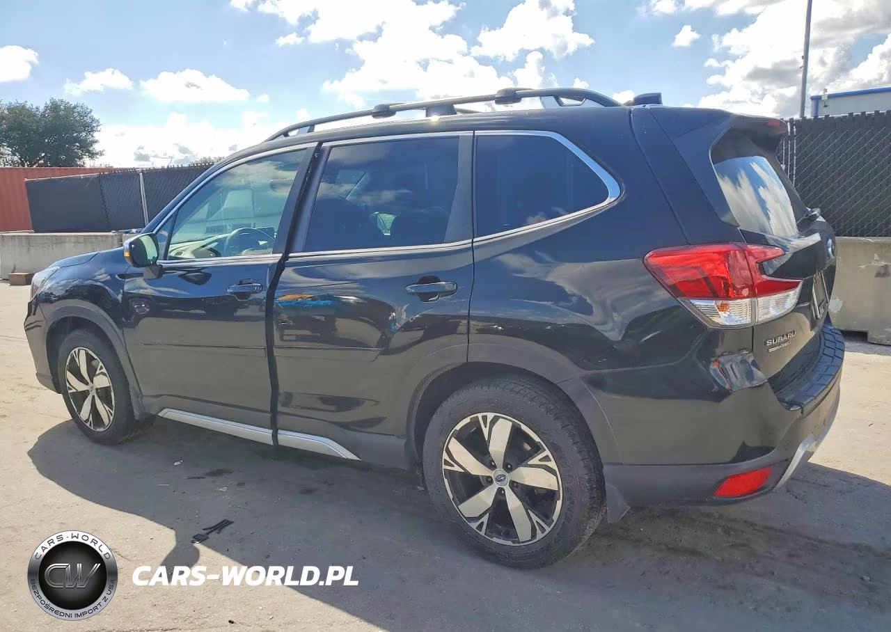 2021 Subaru Forester Touring VIN:JF2SKAXCXMH570069 - 2