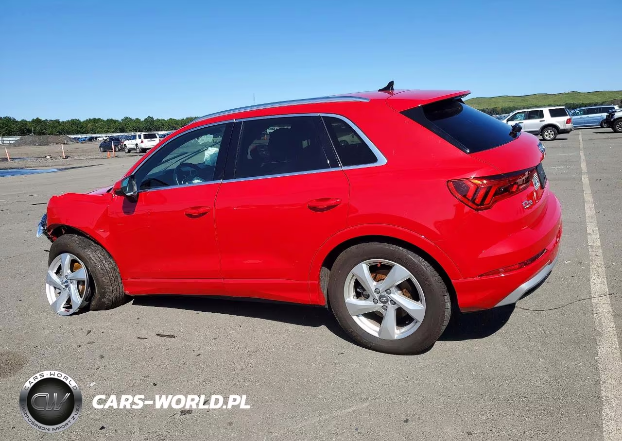 2020 Audi Q3 Premium VIN:WA1AECF38L1085171 - 2