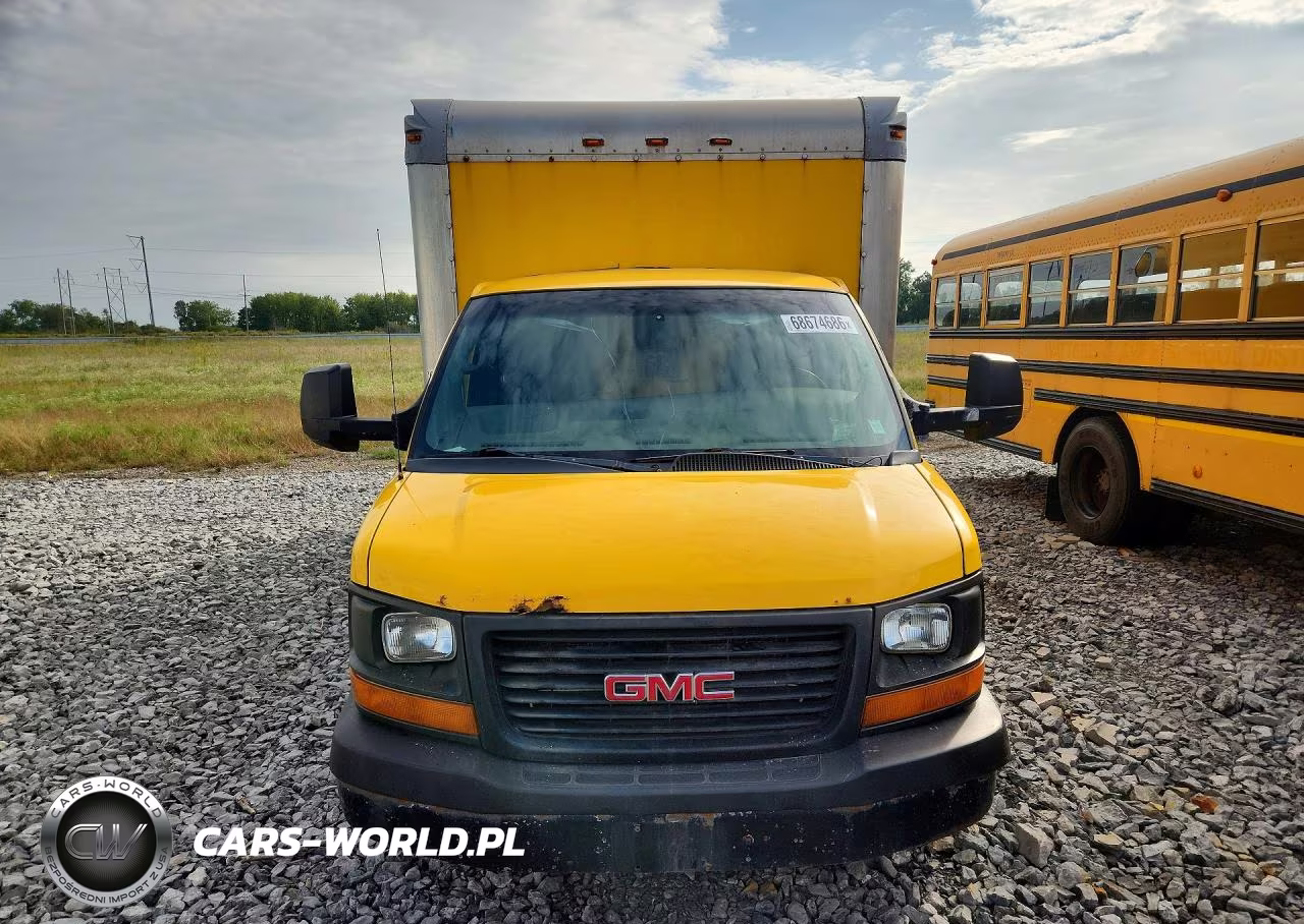 2011 GMC Savana Box Truck VIN:1GD374CG2B1902098 - 5
