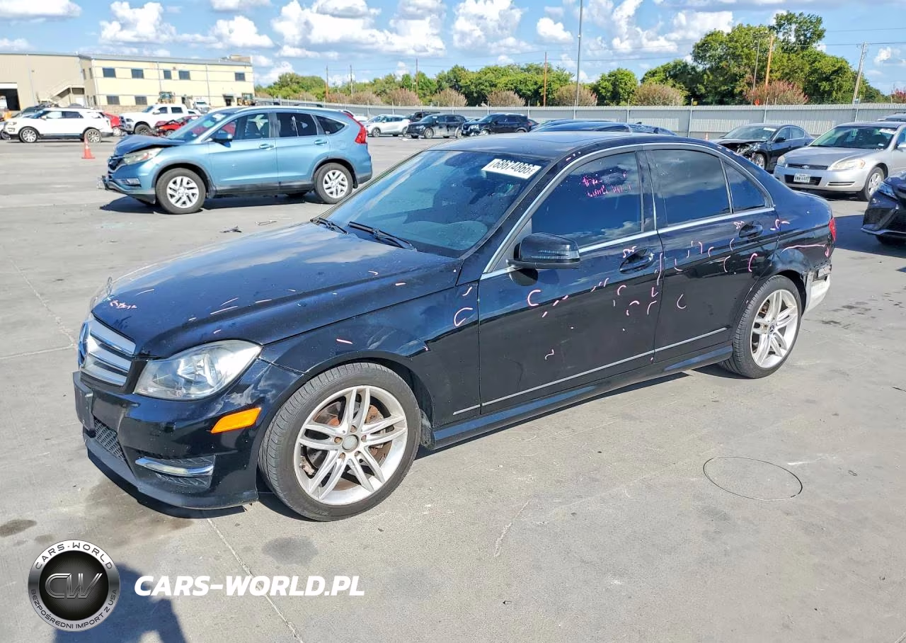 2012 Mercedes-Benz C 300 4Matic VIN:WDDGF8BB6CR193660 - 1