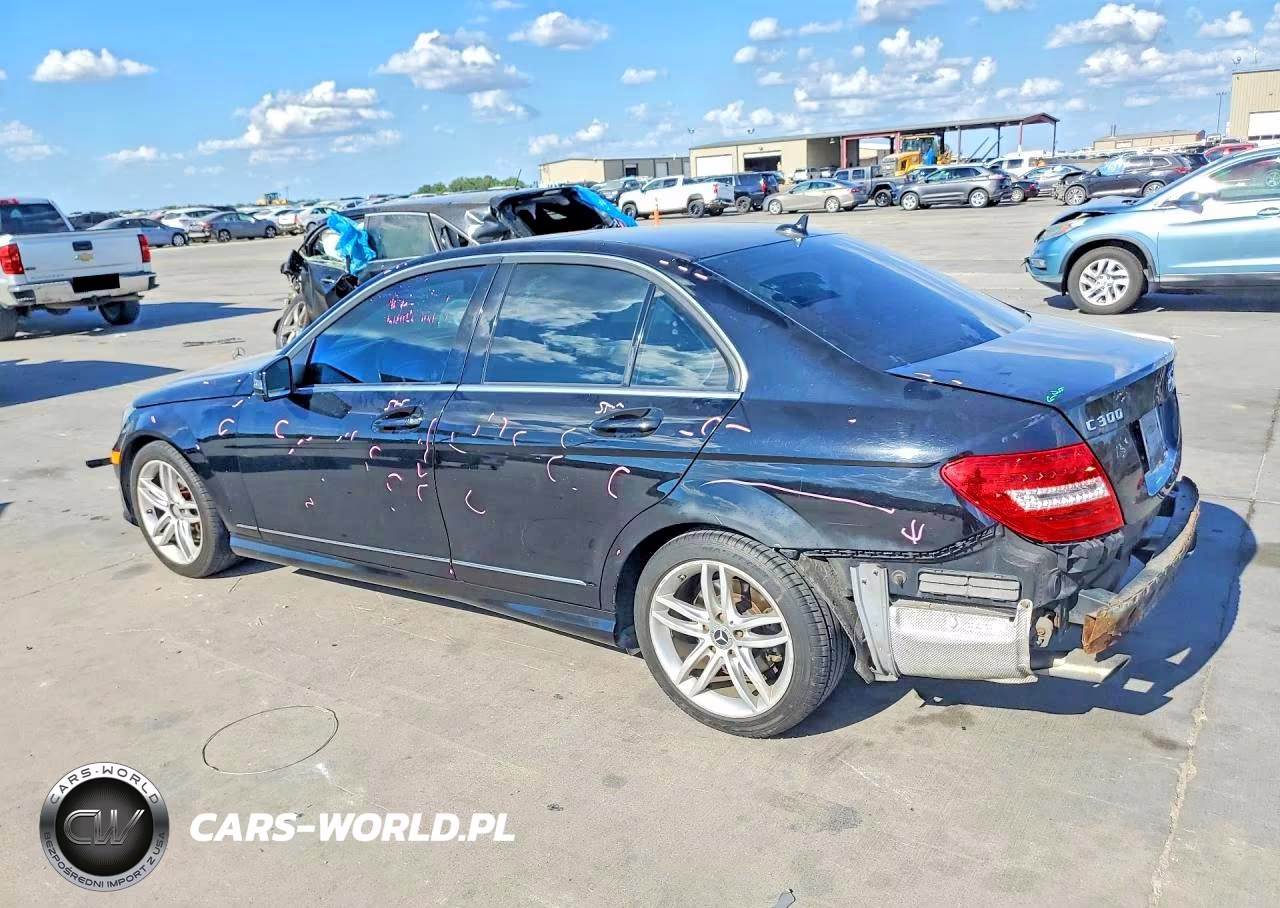 2012 Mercedes-Benz C 300 4Matic VIN:WDDGF8BB6CR193660 - 2